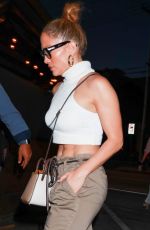 JENNIFER LOPEZ and Ben Affleck Celebrates 50th Birthday of Her Baby Sister Lynda Lopez at Craig