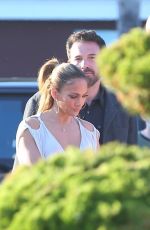 JENNIFER LOPEZ and Ben Affleck Kissing at a Dinner in Malibu 06/13/2021