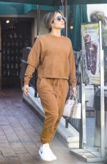 JENNIFER LOPEZ Out Shopping for Furniture and Rugs in Hollywood 06/26/2021