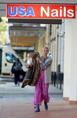 JESSICA ROWE Leaves a Nail Salon in Double Bay 06/20/2021