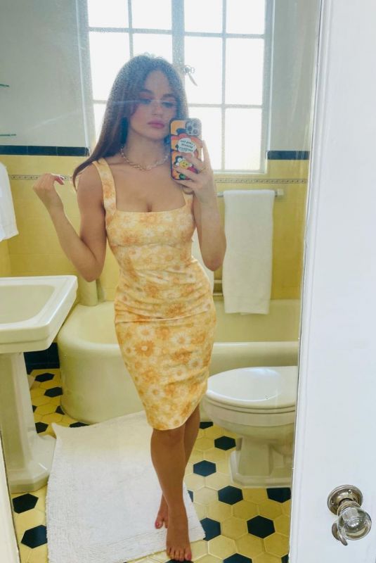 JOEY KING - Instagram Photos 06/12/2021