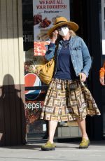 JULIE BOWEN Out Shopping in Los Angeles 0/10/2021