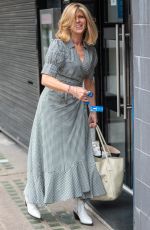 KATE GARRAWAY Arrives at Smooth FM in London 06/11/2021
