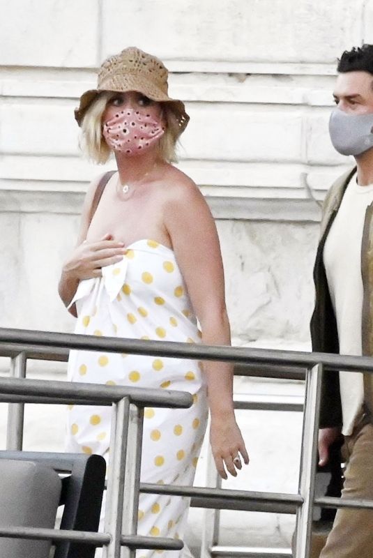 KATY PERRY and Orlando Bloom on a Taxi Boat Ride in Venice 06/14/2021