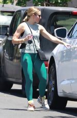KRISTEN BELL and Benjamin Levy Aguilar Heading to a Gym in Los Feliz 06/13/2021