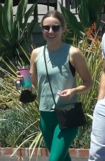KRISTEN BELL and Benjamin Levy Aguilar Heading to a Gym in Los Feliz 06/13/2021