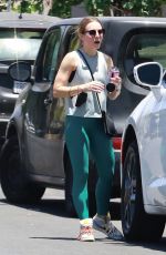 KRISTEN BELL and Benjamin Levy Aguilar Heading to a Gym in Los Feliz 06/13/2021