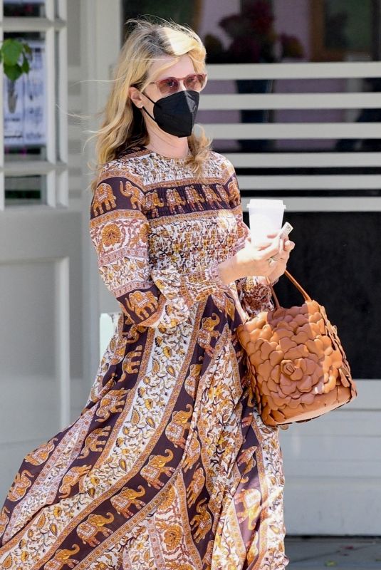 LAURA DERN Out for Lunch at The Ivy in Santa Monica 06/03/2021