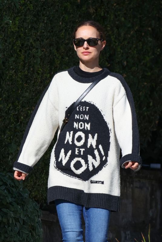 NATALIE PORTMAN Out and About in Sydney 06/07/2021