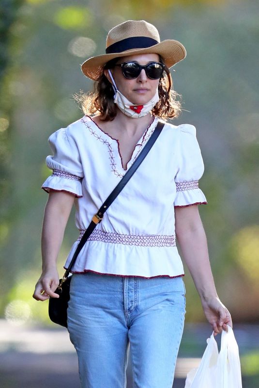 NATALIE PORTMAN Out and About in Sydney 06/20/2021