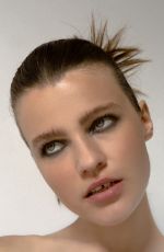 OLGA OBUMOVA for Pap Magazine, June 2021