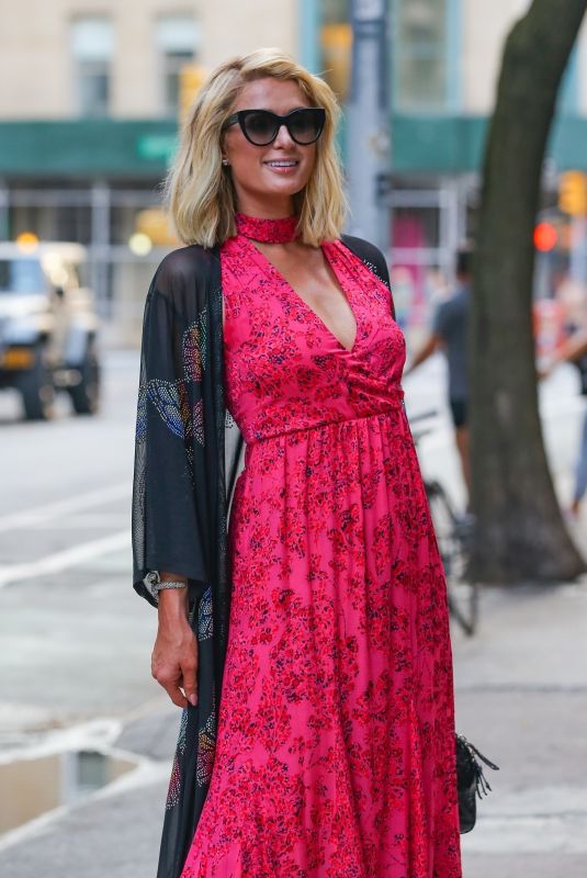 PARIS HILTON Out and About in New York 06/22/2021