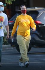 Pregnant HALSEY and Alev Aydin Shopping at Ralphs in Malibu 06/04/2021