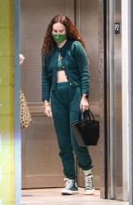 RUMER WILLIS Leaves Trader Joe