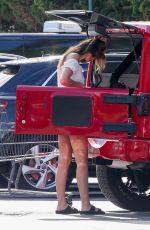 SARA SAMPAIO Shopping at Bristol Farms in Beverly Hills 06/08/2021