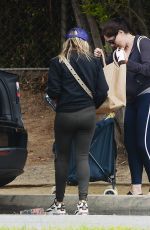 SARAH MICHELLE GELLAR Out Shopping in Los Angeles 05/31/2021