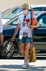 SELMA BLAIR and David Lyons at Sweet Flower Dispensary in Studio City 06/12/2021