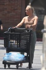 SHARNA BURGESS and Brian Austin Green Shopping at Ralphs in Malibu 06/14/2021