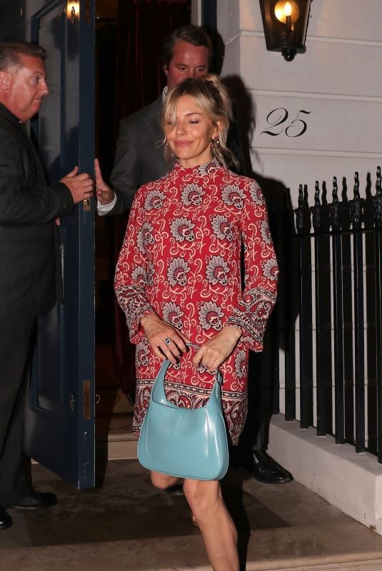SIENNA MILLER at Oswald