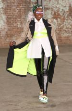 SUZAN MUTESI at Sydney Fashion Week 06/01/2021