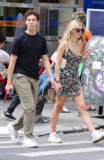 APPLE MARTIN< Gwyneth Paltrow