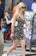 APPLE MARTIN< Gwyneth Paltrow