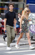 APPLE MARTIN< Gwyneth Paltrow