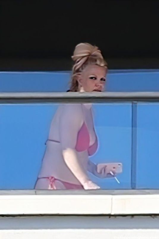BRITNEY SPEARS in Bikini at a Hotel Balcony in Hawaii 06/30/2021