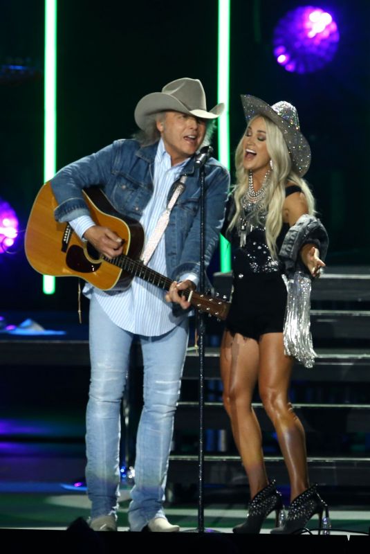 CARRIE UNDERWOOD Performs at CMA Summer Jam at Ascend Amphitheater in Nashville 07/27/2021