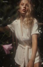 CHARLIZE WRIGHT in Intra Magazine, June 2021