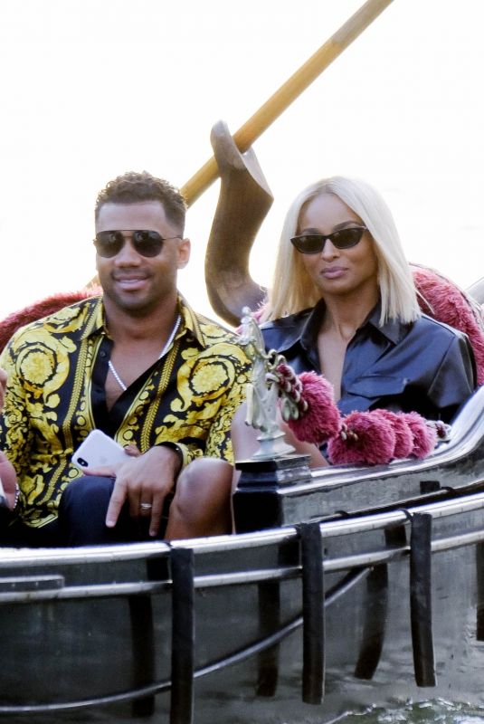 CIARA and Russell Wilson Riding a Gondola in Venice 07/01/2021