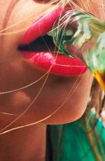 DAPHNE GROENEVELD in Elle Magazine, UK August 2021