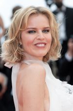 EVA HERZIGOVA at Tout S