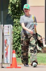 GWEN STEFANI Watched Their Sons Football Game in Los Angeles 07/25/2021