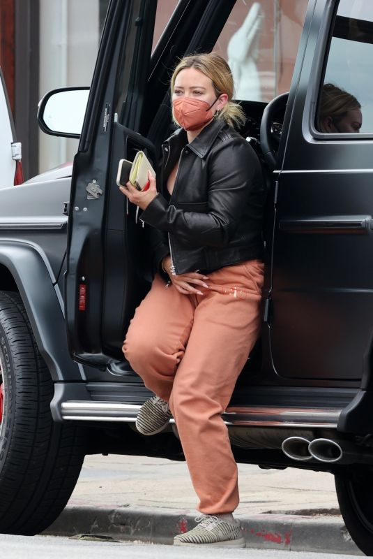 HILARY DUFF Out and About in Los Angeles 07/26/2021