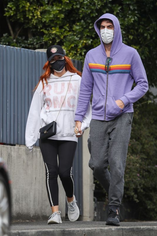 ISLA FISHER and Sacha Baron Cohen Out Sydyney 07/20/2021