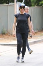 JENNIFER GARNER at Her New Home Under Construction in Brentwood 07/24/2021