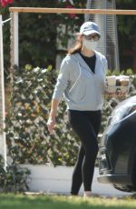 JENNIFER GARNER Out and About in Los Angeles 07/20/2021