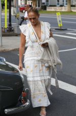 JENNIFER LOPEZ Out Shopping in New York 07/06/2021
