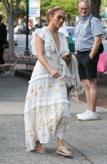 JENNIFER LOPEZ Out Shopping in New York 07/06/2021