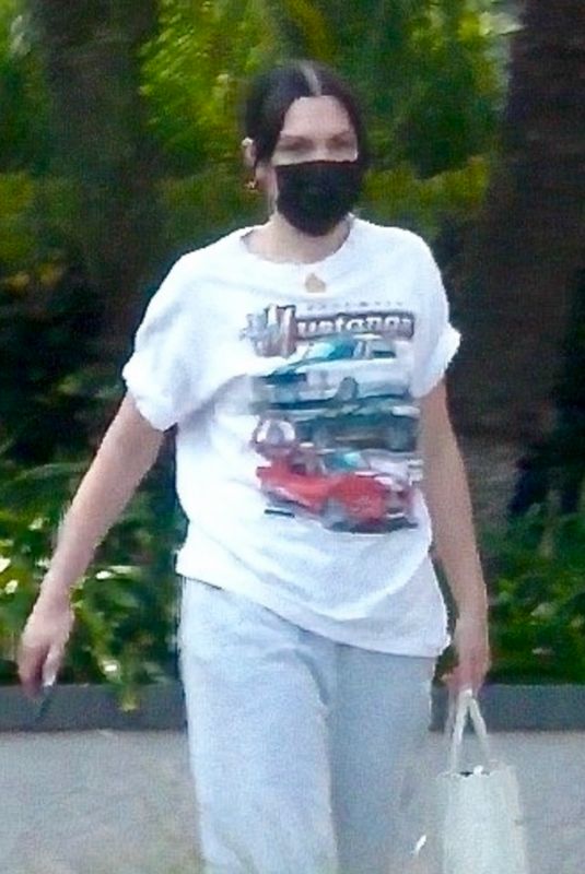 JESSIE J Out Shopping in Los Angeles 07/26/2021