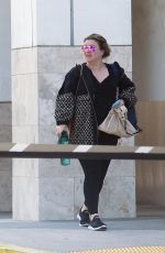 KELLY CLARKSON Out and About in Los Angeles 07/28/2021
