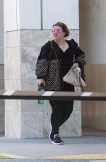 KELLY CLARKSON Out and About in Los Angeles 07/28/2021