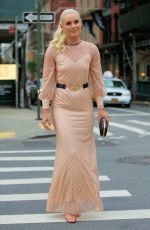LINDSEY VONN in a Gucci Dress Heading to 2021 Sports Humanitarian Awards 07/12/2021