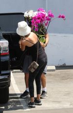 LISA RINNA Shopping for Fresh Flowers at Farmers Market in Los Angeles 07/18/2021