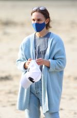 NATALIE PORTMAN Out at Parsley Bay Beach in Sydney 07/08/2021
