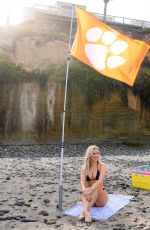 PAIGE SPIRANAC - Flagpole To Go, July 2021