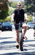 RENEE ZELLWEGER and Ant Anstead Out in Laguna Beach 07/05/2021