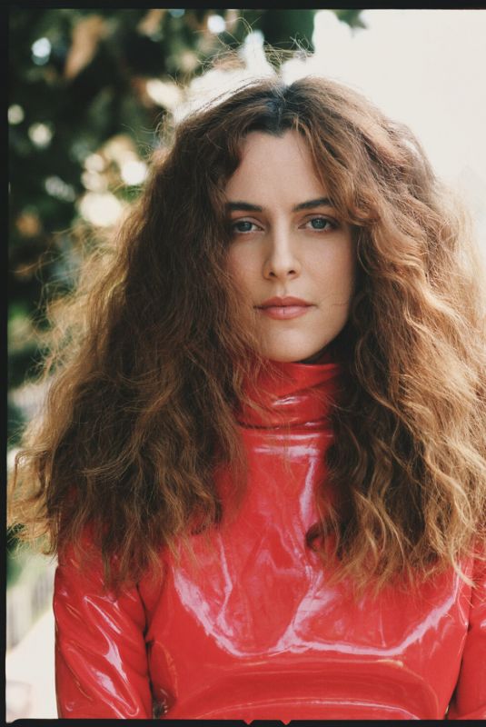RILEY KEOUGH for Content Mode Magazine, July 2021