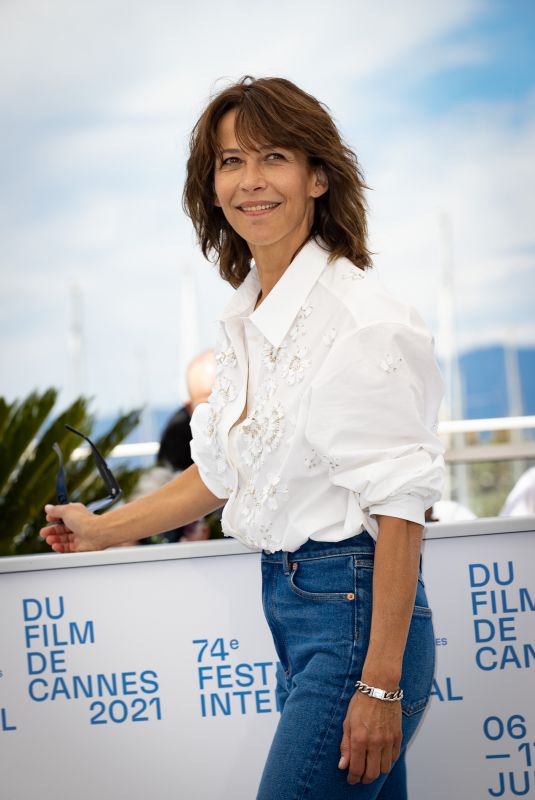 SOPHIE MARCEAU at Tout S’est Bien Passe Photocall at 74th Cannes Film Festival 07/08/2021